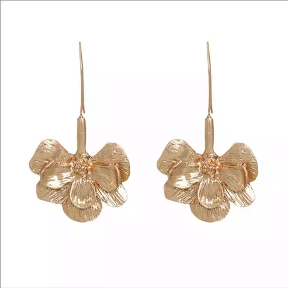 Zara Jewelry Zara Chunky Boho Gold Floral Long Geometric Drop